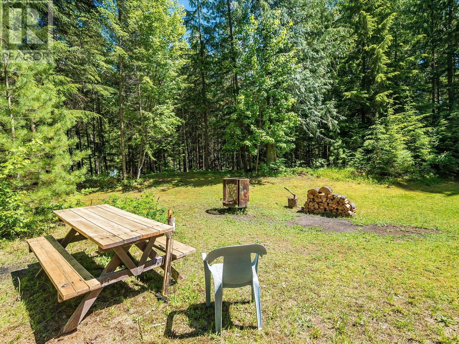 16246 Wadds Road, Crawford Bay, British Columbia  V0B 1E0 - Photo 77 - 10350521