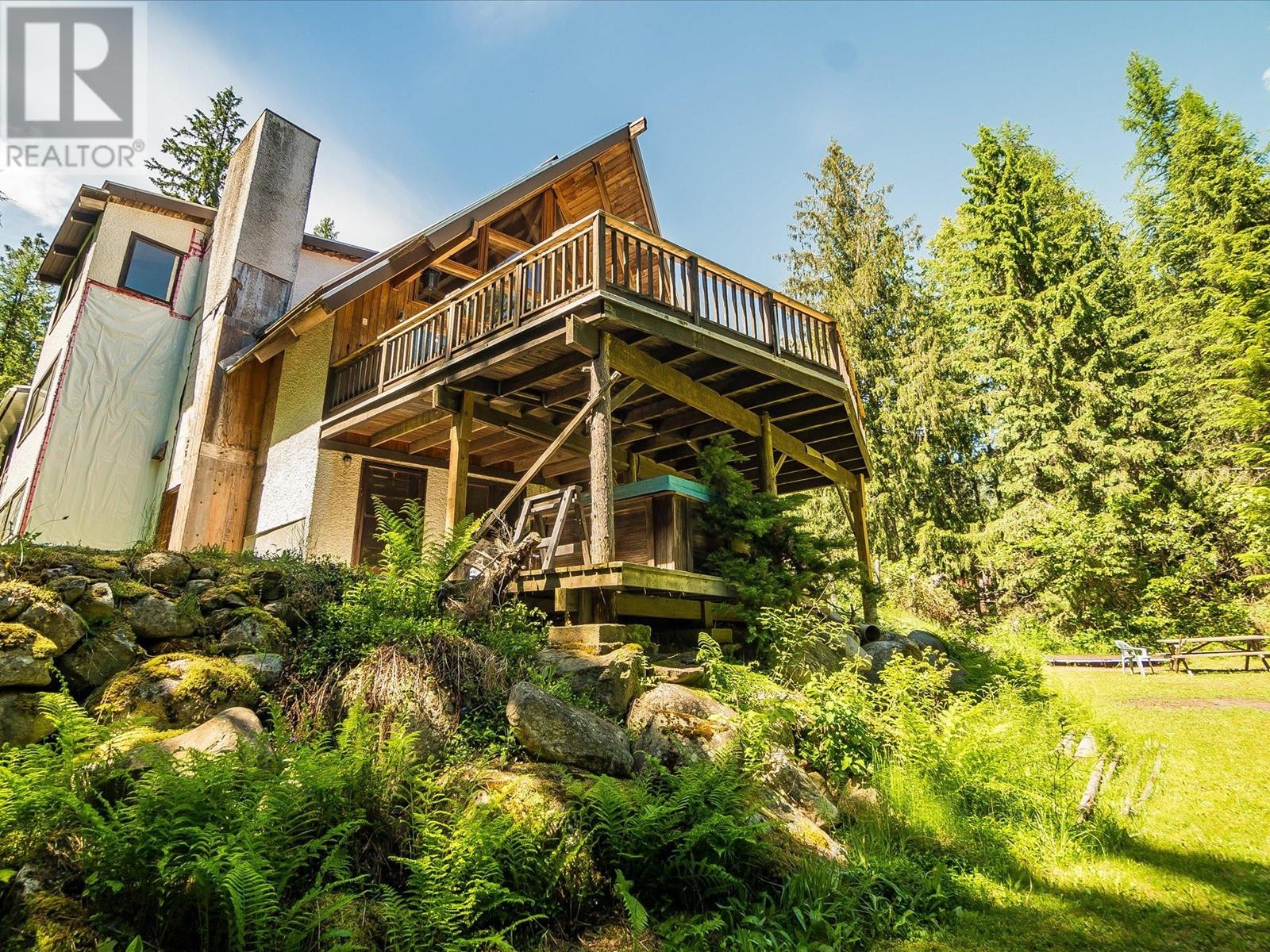 16246 Wadds Road, Crawford Bay, British Columbia  V0B 1E0 - Photo 81 - 10350521