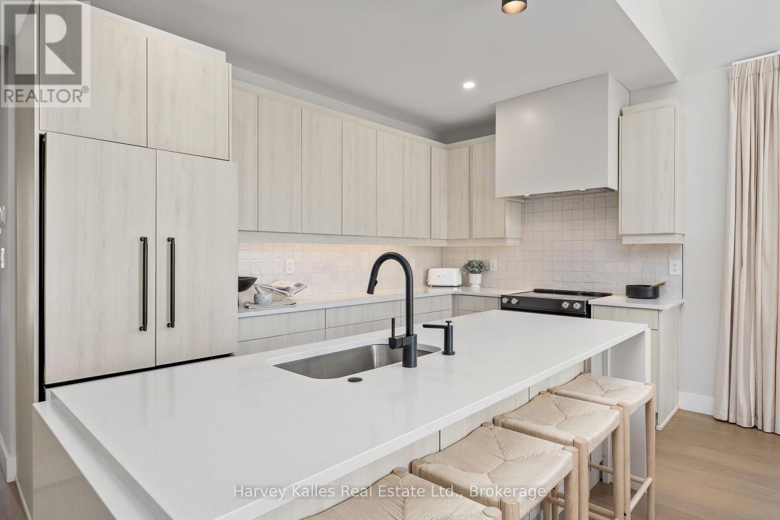 113 Black Willow Crescent, Blue Mountains, Ontario  L9Y 5L8 - Photo 7 - X12192431