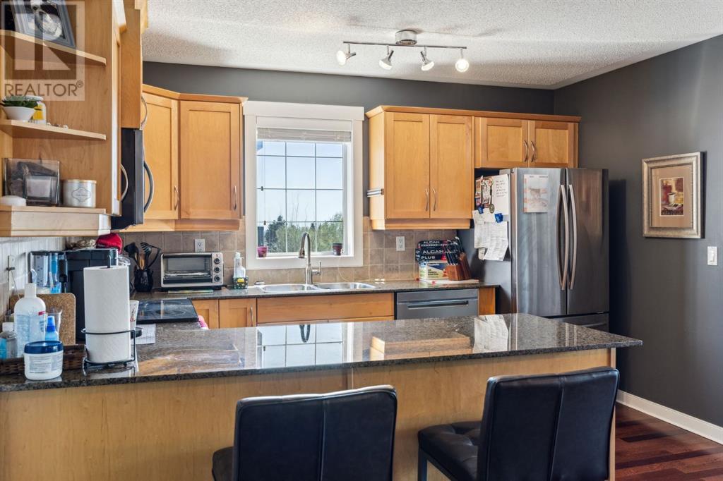 Property at 320, 2233 34 Avenue SW image 4