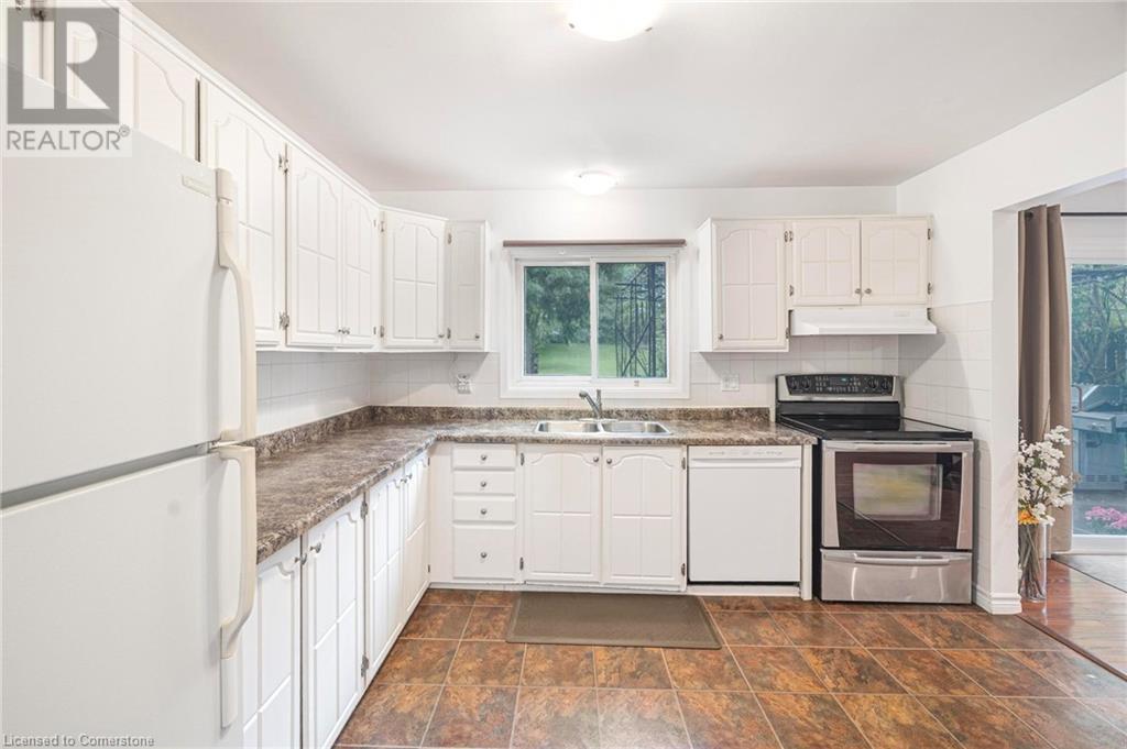 247 Westheights Drive, Kitchener, Ontario  N2N 1K3 - Photo 5 - 40731249