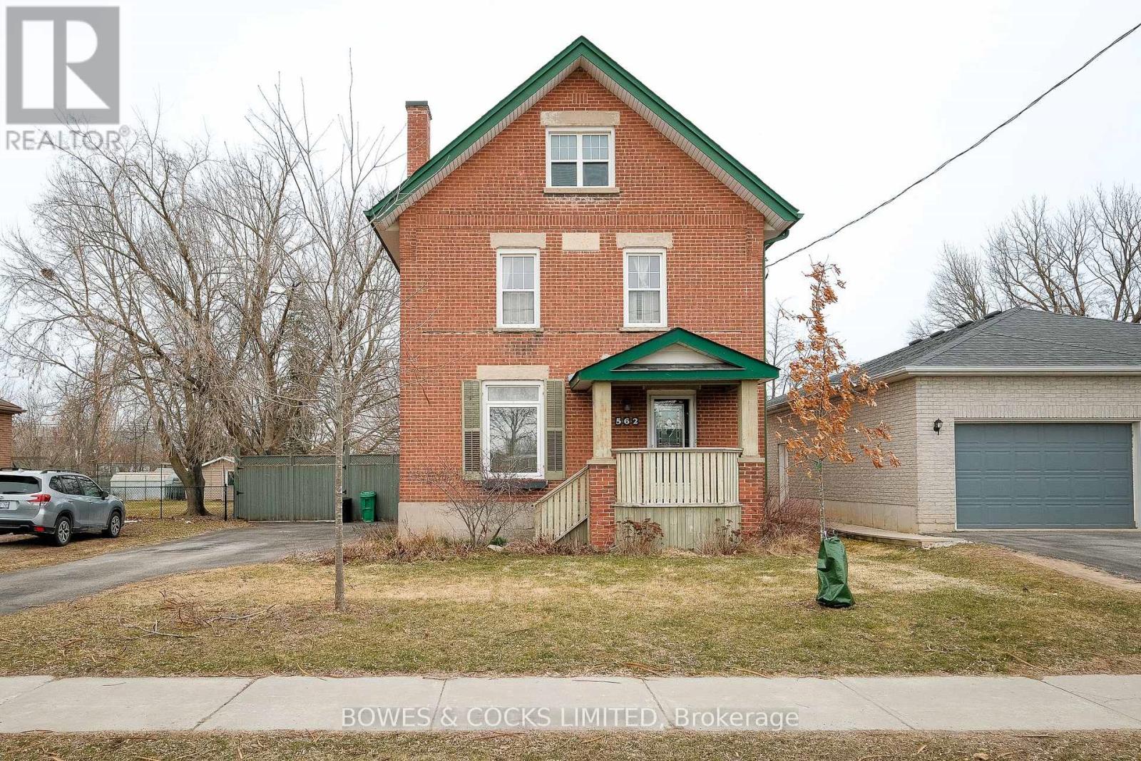 562 CAMERON STREET, Peterborough South, Ontario