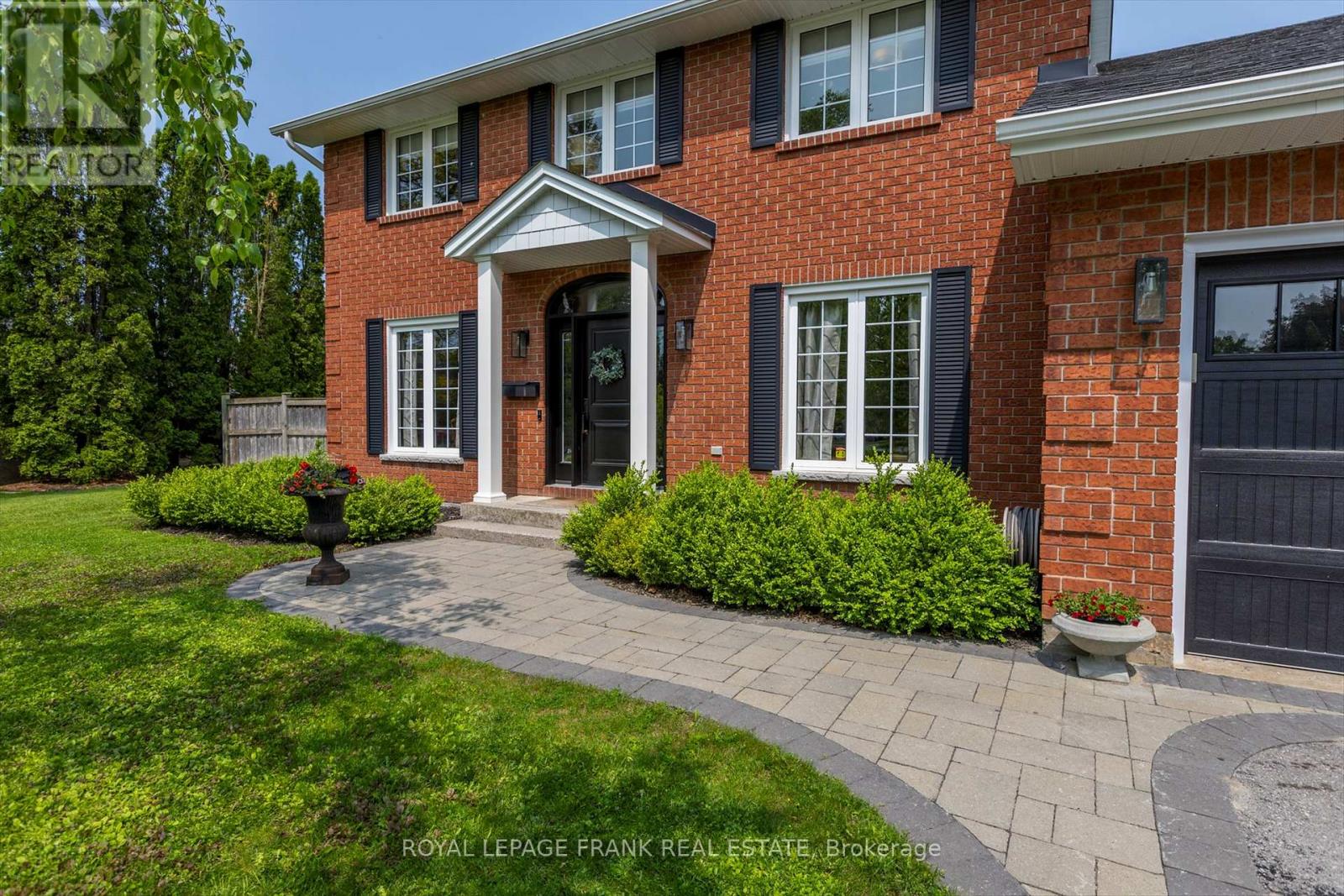 1683 Champlain Drive, Peterborough North (University Heights), Ontario  K9L 1W2 - Photo 2 - X12192330