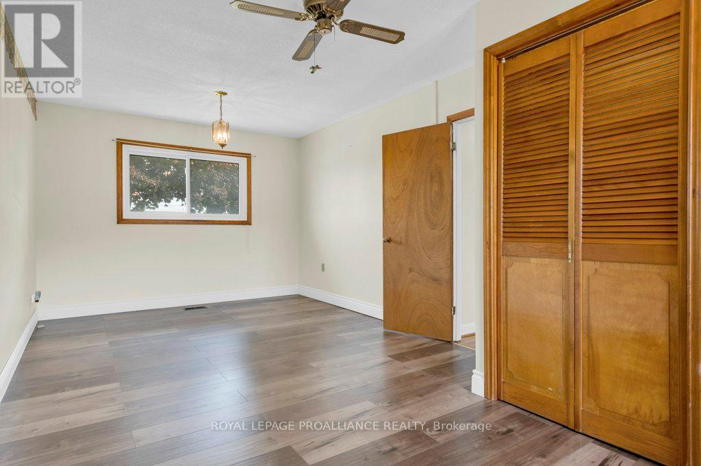 13234 Loyalist Parkway, Prince Edward County, Ontario  K0K 2T0 - Photo 19 - X12192341