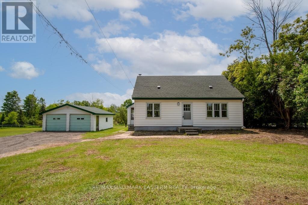 2449 Lansdowne Street W, Cavan Monaghan, Ontario  K9J 6X4 - Photo 43 - X12192373
