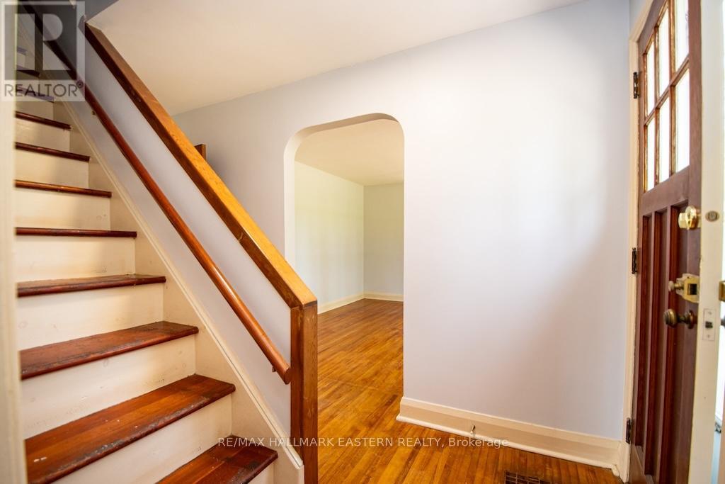 2449 Lansdowne Street W, Cavan Monaghan, Ontario  K9J 6X4 - Photo 6 - X12192373