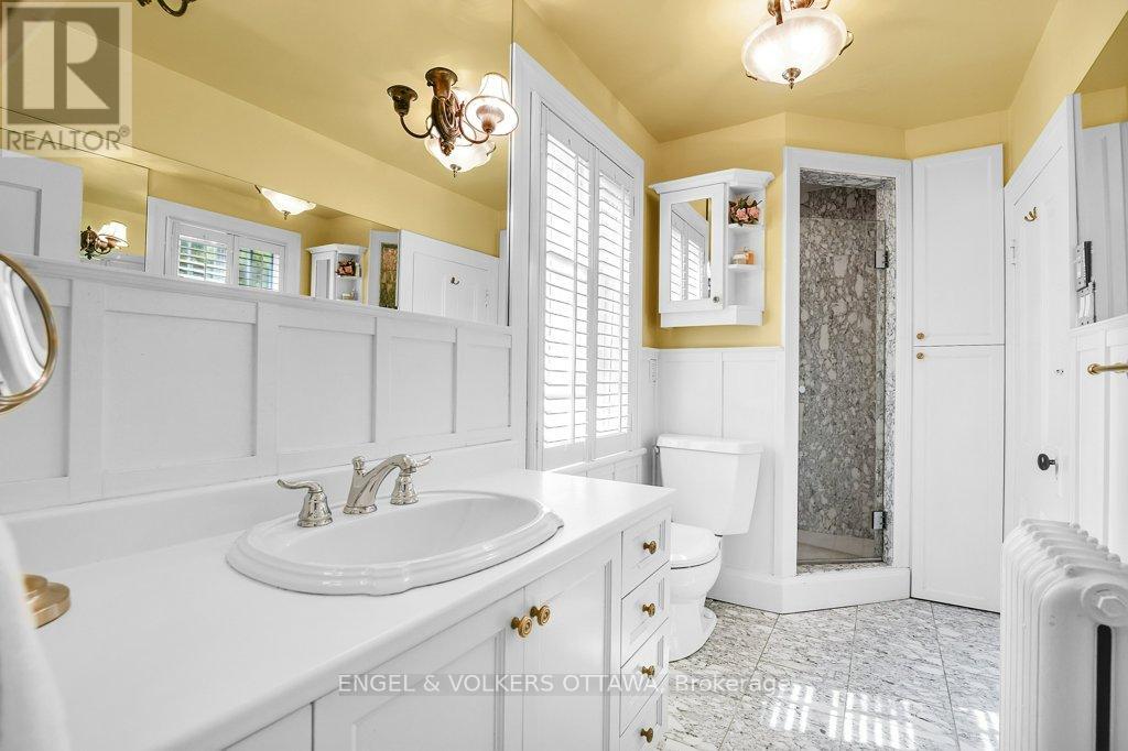 202 Cloverdale Road, Ottawa, Ontario  K1M 0X2 - Photo 27 - X12192308