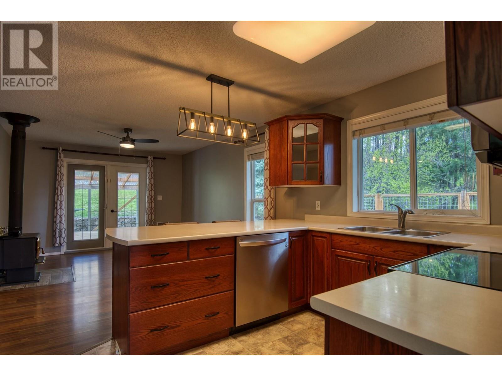 9532 Houghton Road, Vernon, BC V1T2C9