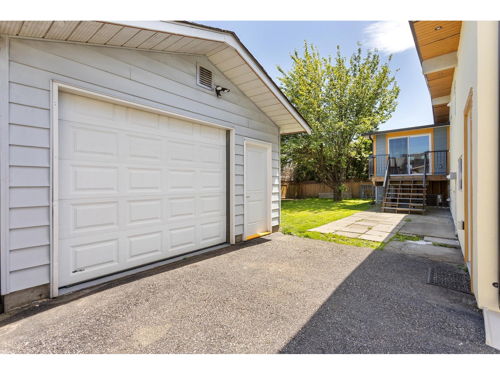 8762 Butchart Street, Chilliwack Proper South, Chilliwack, British Columbia  V2P 5S3 - Photo 38 - R3010520