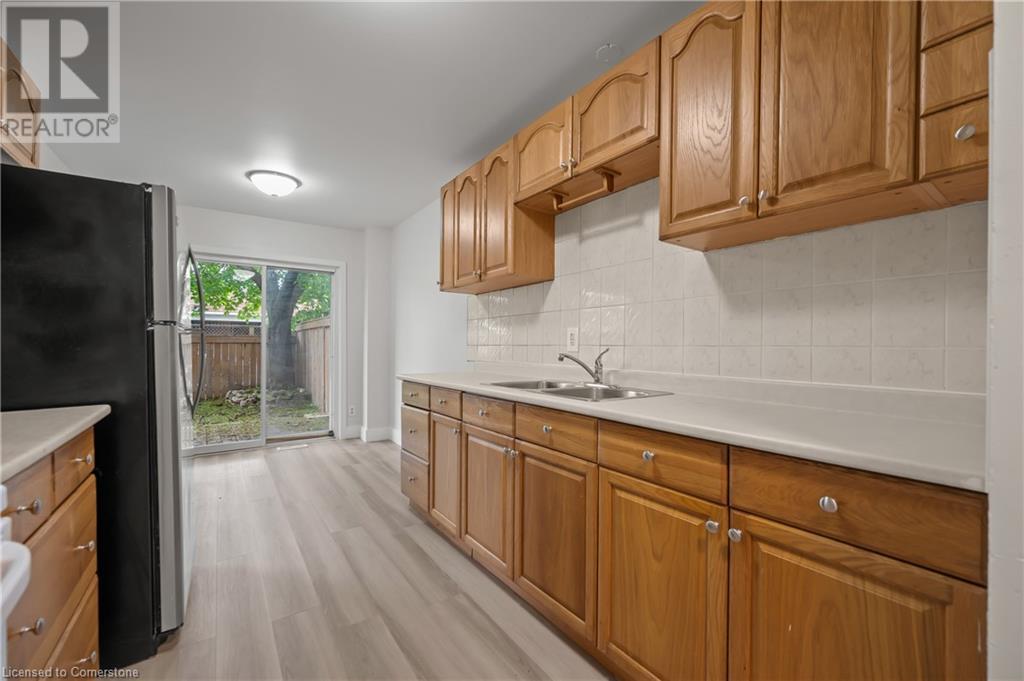 742 Walter Street Unit# J, Cambridge, Ontario  N3H 4P3 - Photo 23 - 40736647