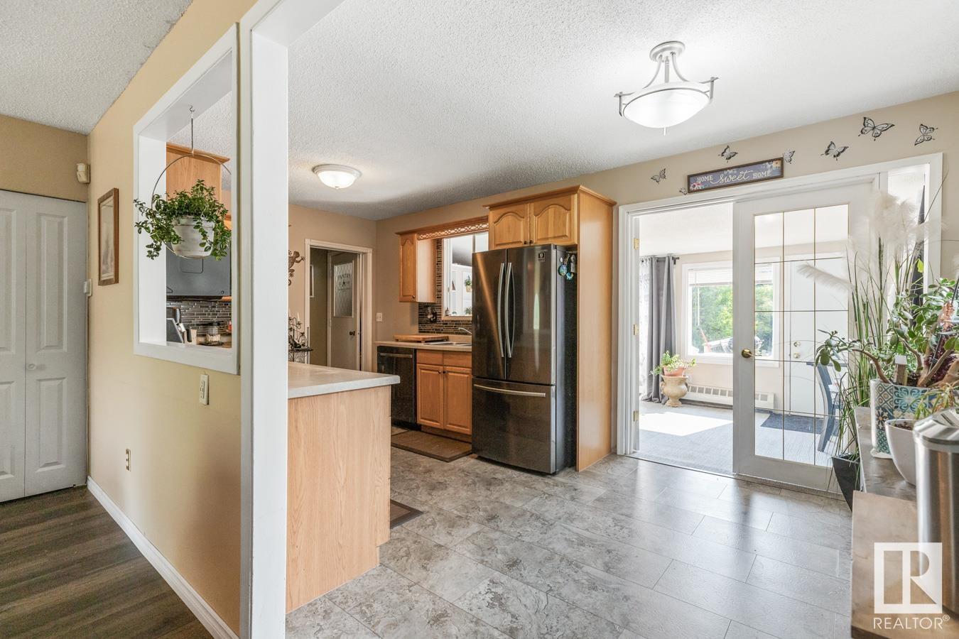 Property at #7 53271 RGE ROAD 223 image 5