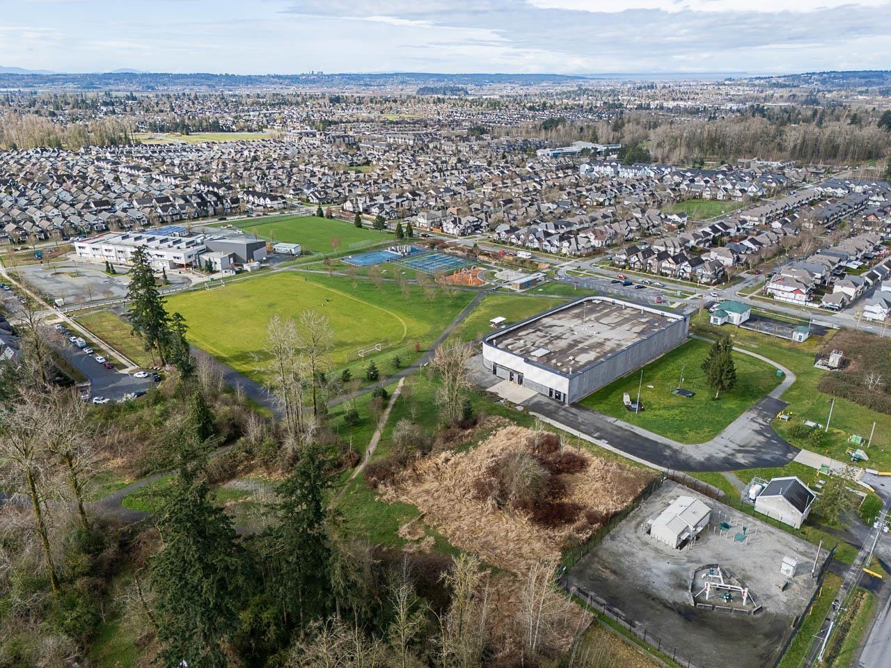 7346 194 Street, Surrey, British Columbia  V4N 6K1 - Photo 38 - R3010410