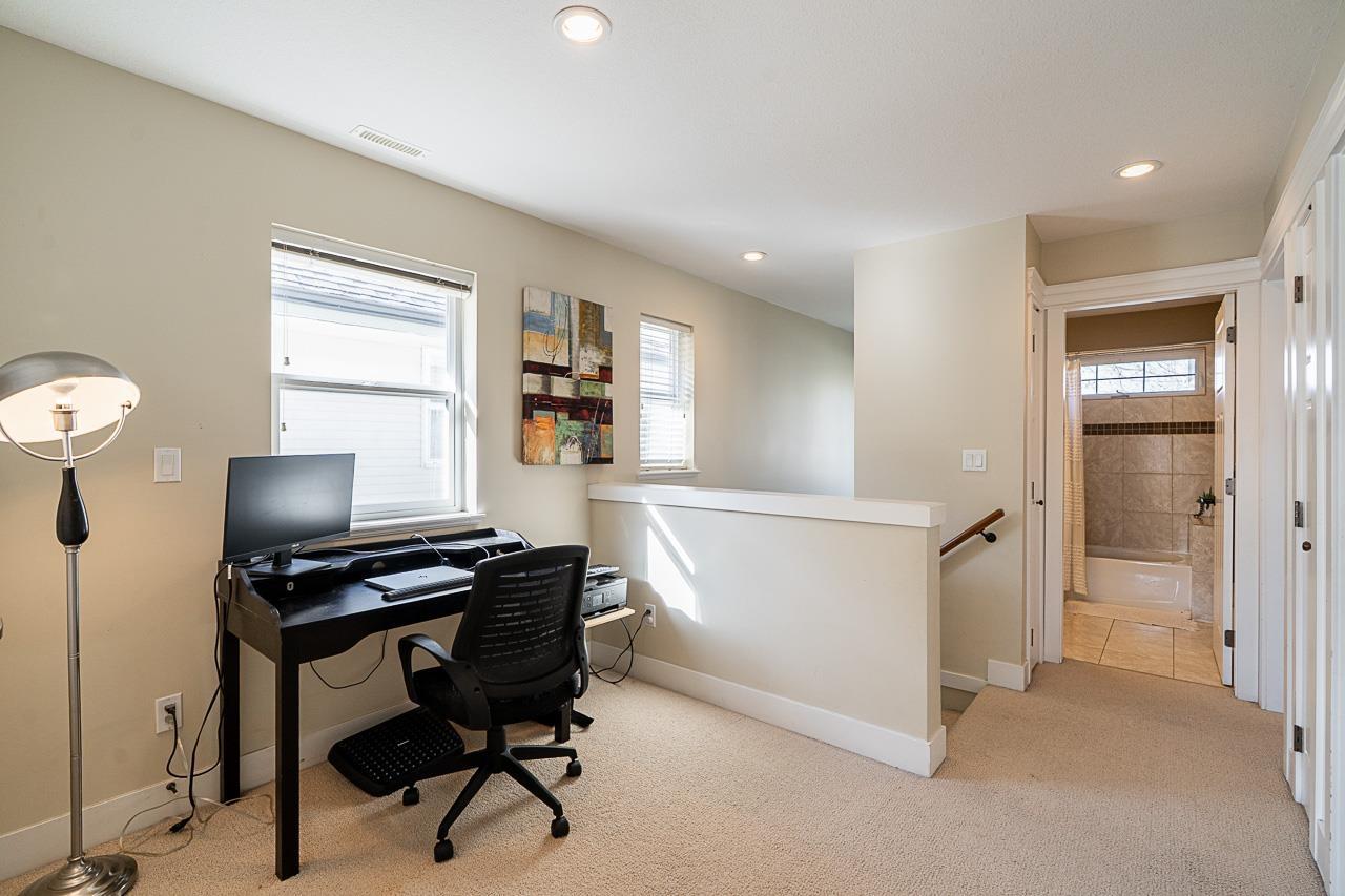 7346 194 Street, Surrey, British Columbia  V4N 6K1 - Photo 17 - R3010410