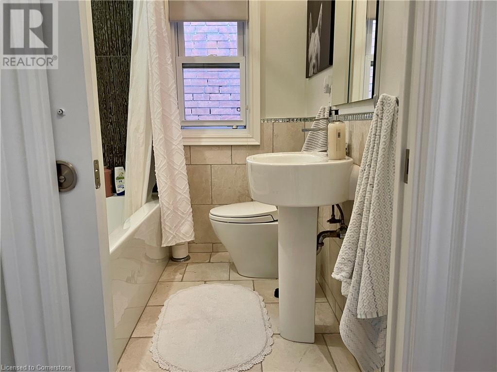 65 Hyde Park Avenue, Hamilton, Ontario  L8P 4M8 - Photo 24 - 40717336