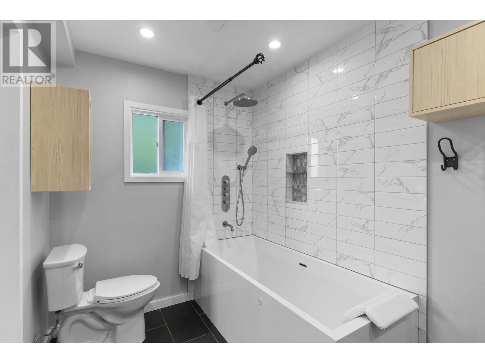 12084 232nd Street, Maple Ridge, British Columbia  V2X 6T3 - Photo 14 - R3004252