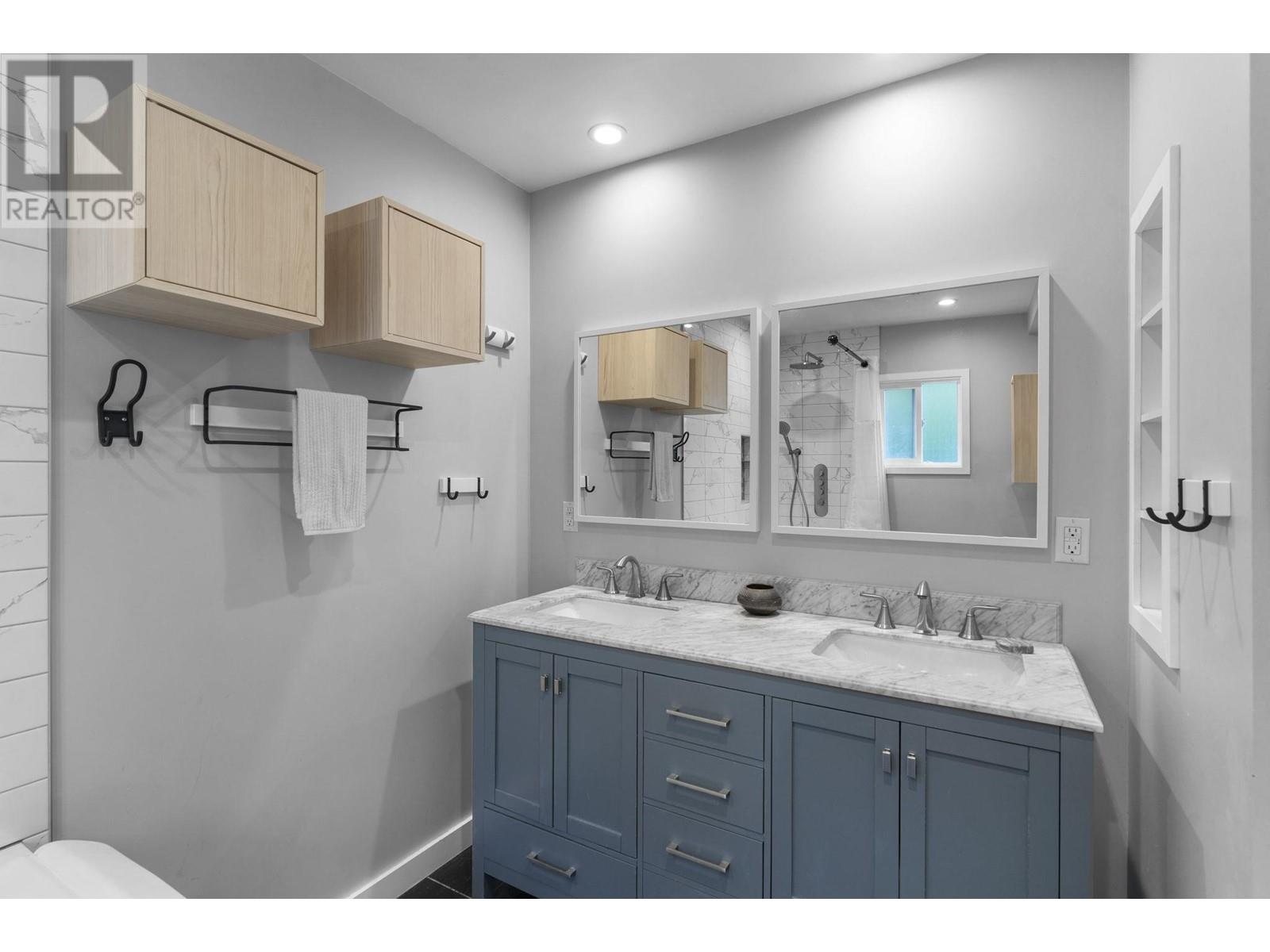 12084 232nd Street, Maple Ridge, British Columbia  V2X 6T3 - Photo 15 - R3004252