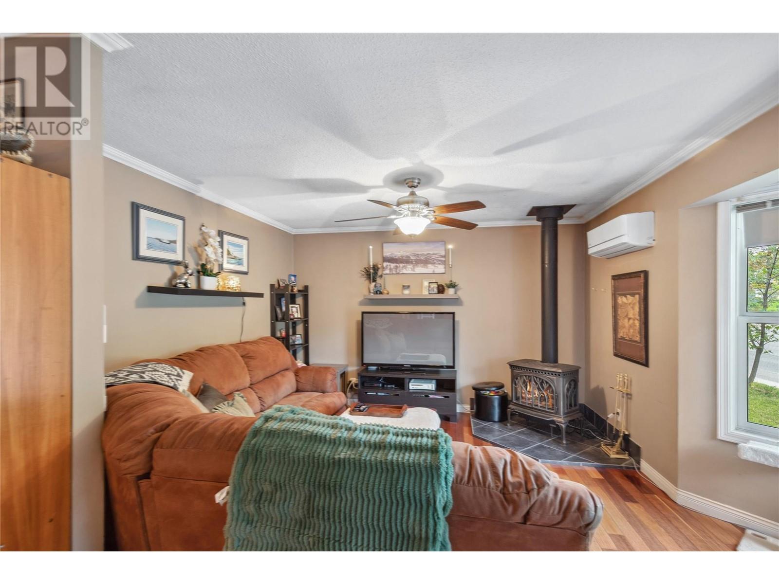 Property at 3404 Alexis Park Drive image 4