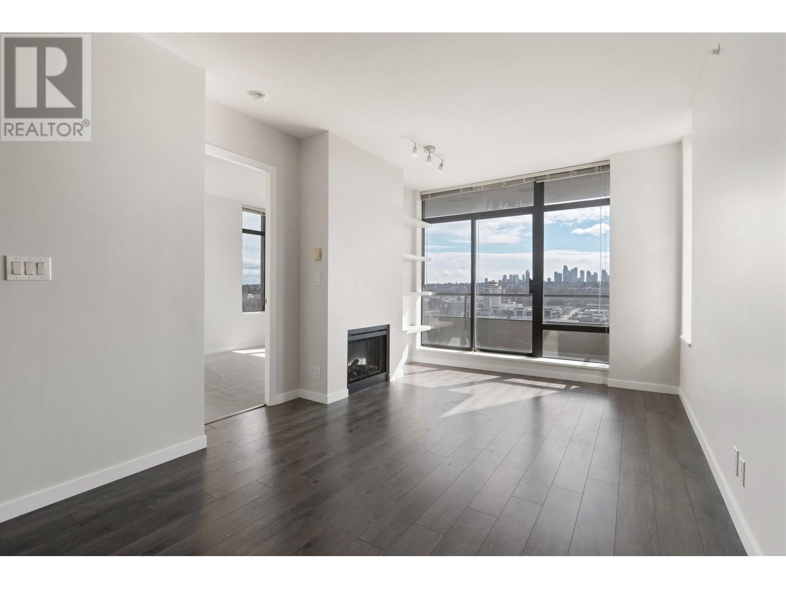 Listing Picture 3 of 25 : 1902 2355 MADISON AVENUE, Burnaby / 本拿比 - 魯藝地產 Yvonne Lu Group - MLS Medallion Club Member