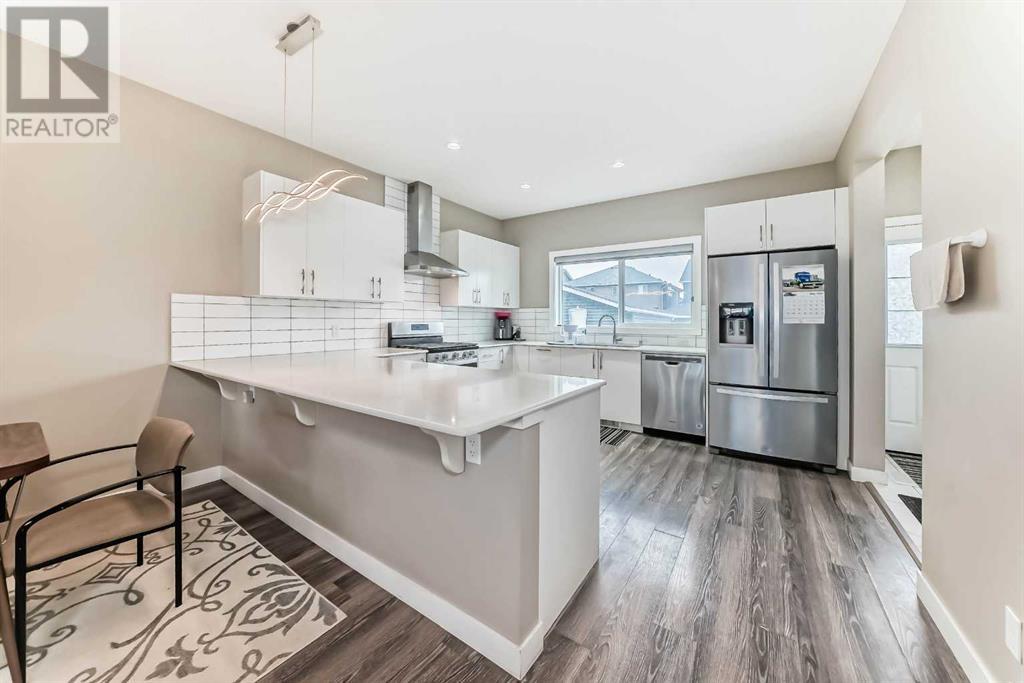 617 Redstone Drive Ne, Calgary, Alberta  T3N 1L1 - Photo 9 - A2217718