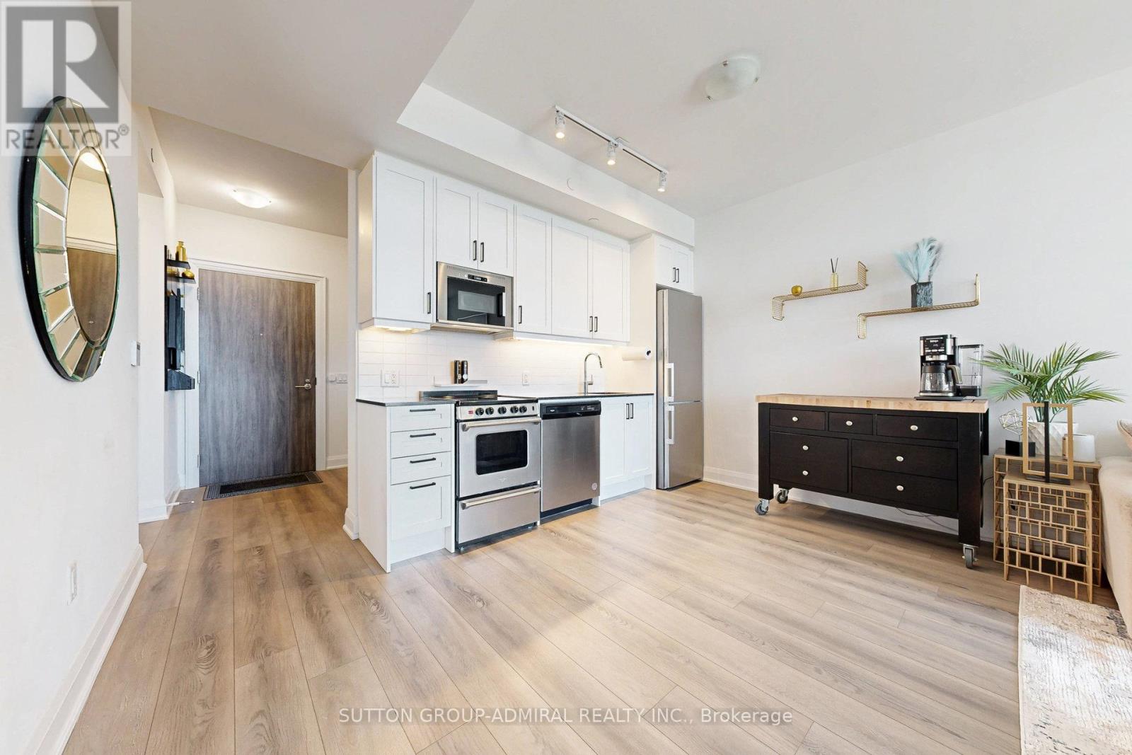 710 - 20 Gatineau Drive, Vaughan, Ontario  L4J 0L3 - Photo 7 - N12192301