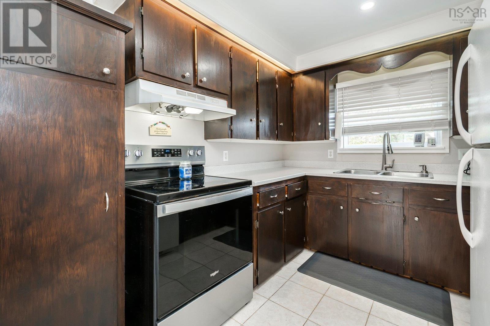 Property at 171 Exhibition Grounds Road image 4