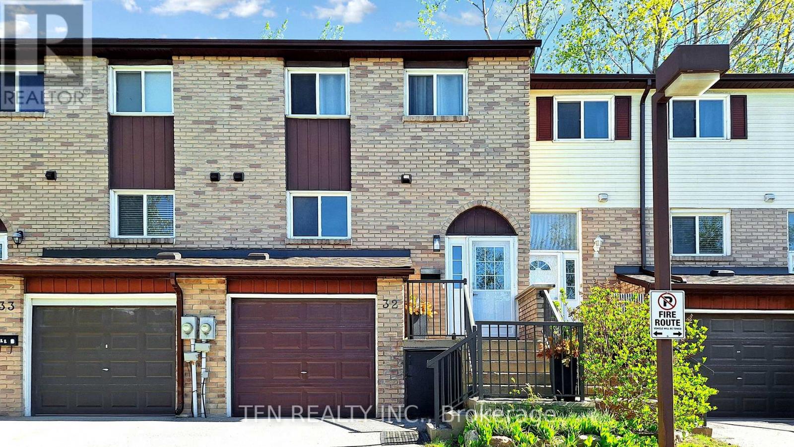 32 - 52 Adelaide Street, Barrie, Ontario  L4N 3T5 - Photo 1 - S12192303