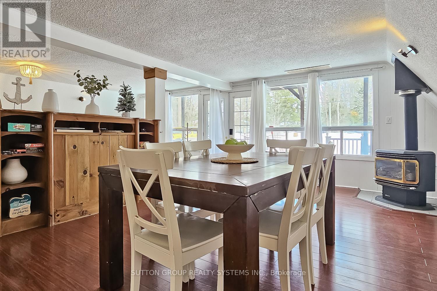 1670 Mosley Street, Wasaga Beach, Ontario  L9Z 2A1 - Photo 8 - S12192410