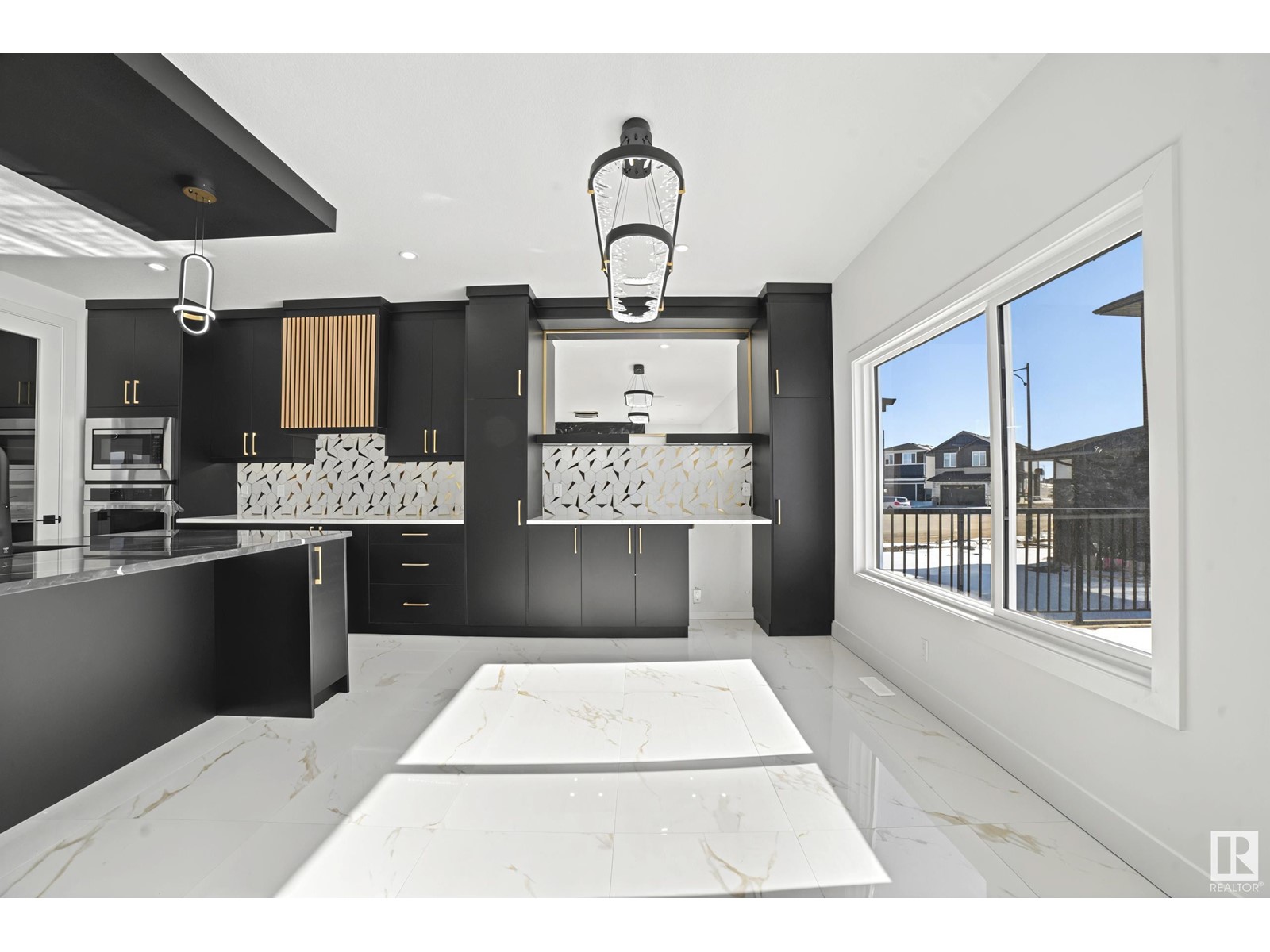 Property at 106 Eldridge PT image 4