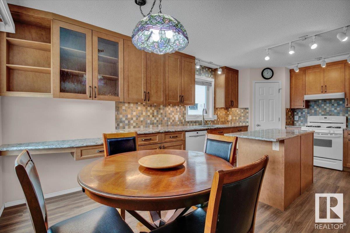 91 Dechene Rd Nw, Edmonton, Alberta  T6M 2M9 - Photo 11 - E4440091