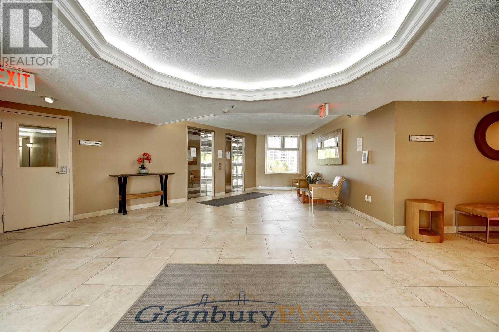 Property at 118 45 Vimy Avenue image 4