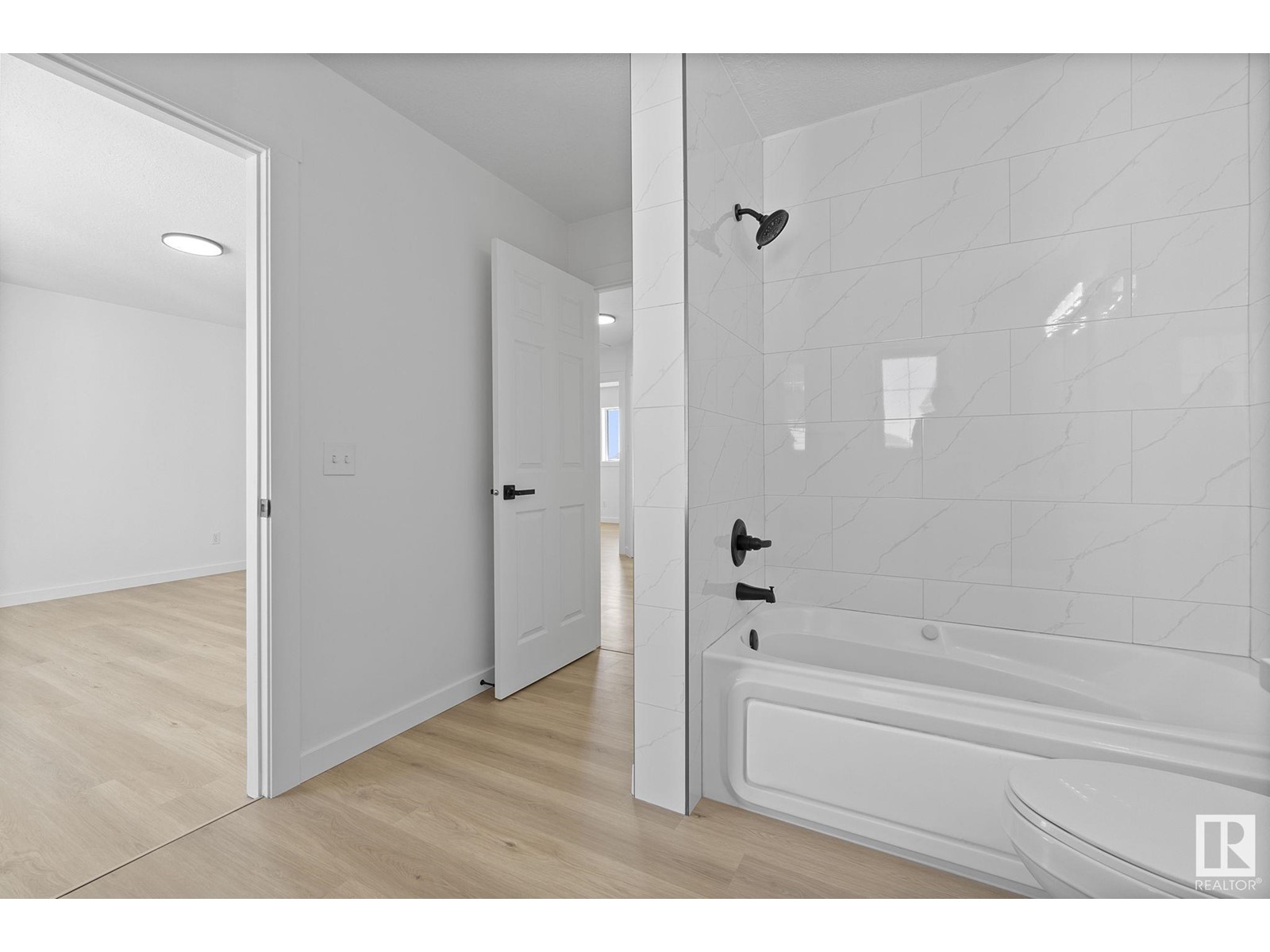 8351 160 Av Nw, Edmonton, Alberta  T5Z 3G9 - Photo 25 - E4439452