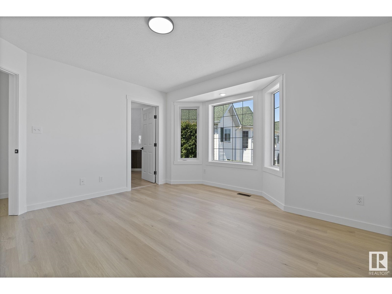 8351 160 Av Nw, Edmonton, Alberta  T5Z 3G9 - Photo 20 - E4439452
