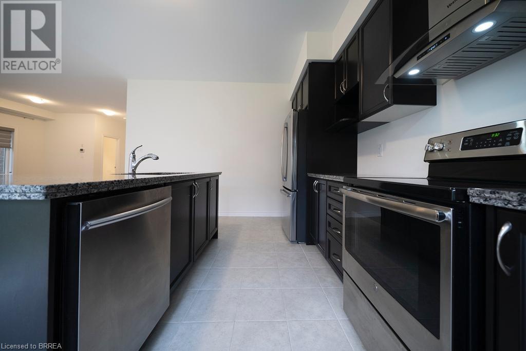 4 Rowley Street, Brantford, Ontario  N3S 0J4 - Photo 4 - 40736903
