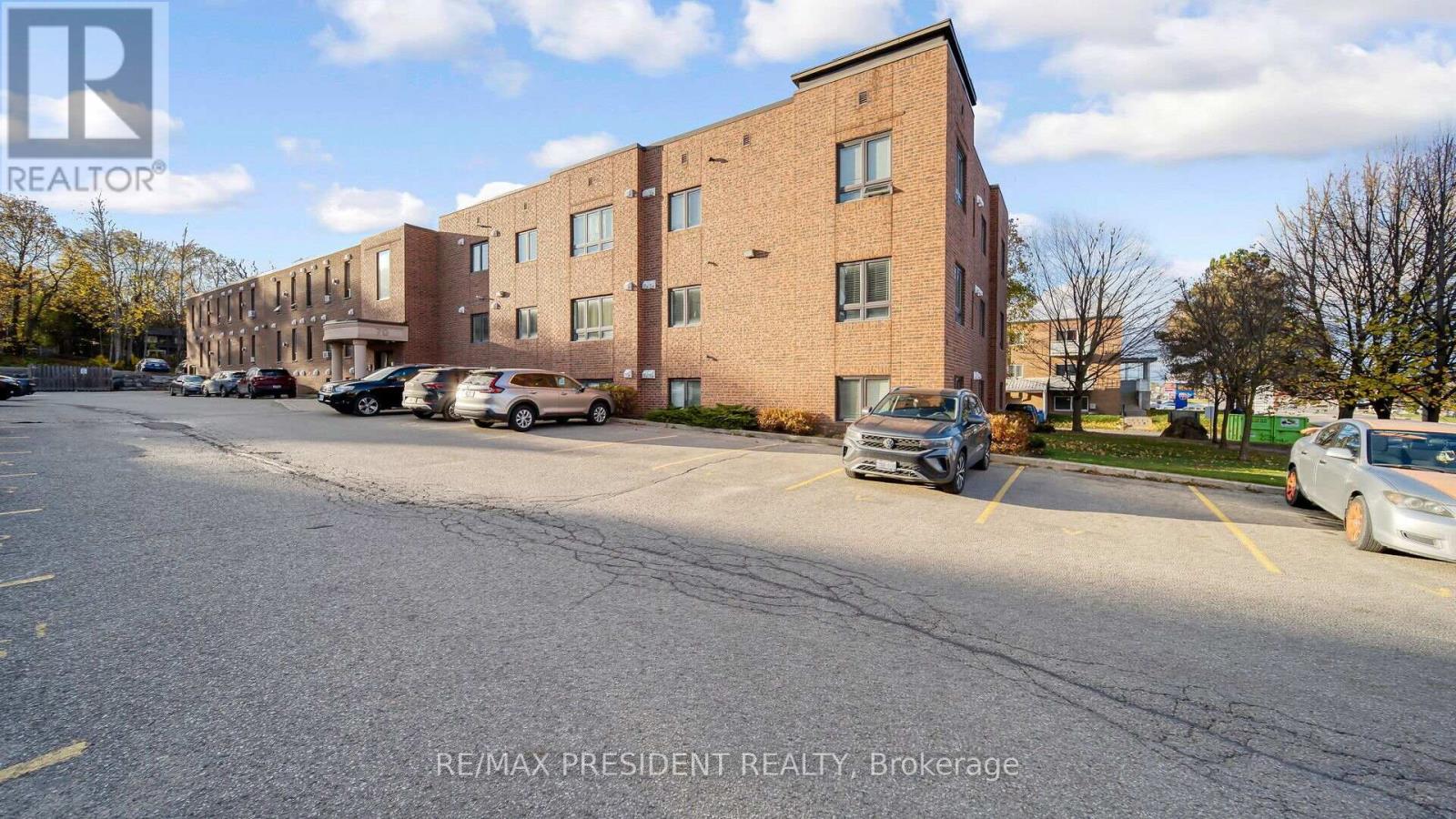 301 - 70 First Street, Orangeville, Ontario  L9W 2E5 - Photo 3 - W12186565