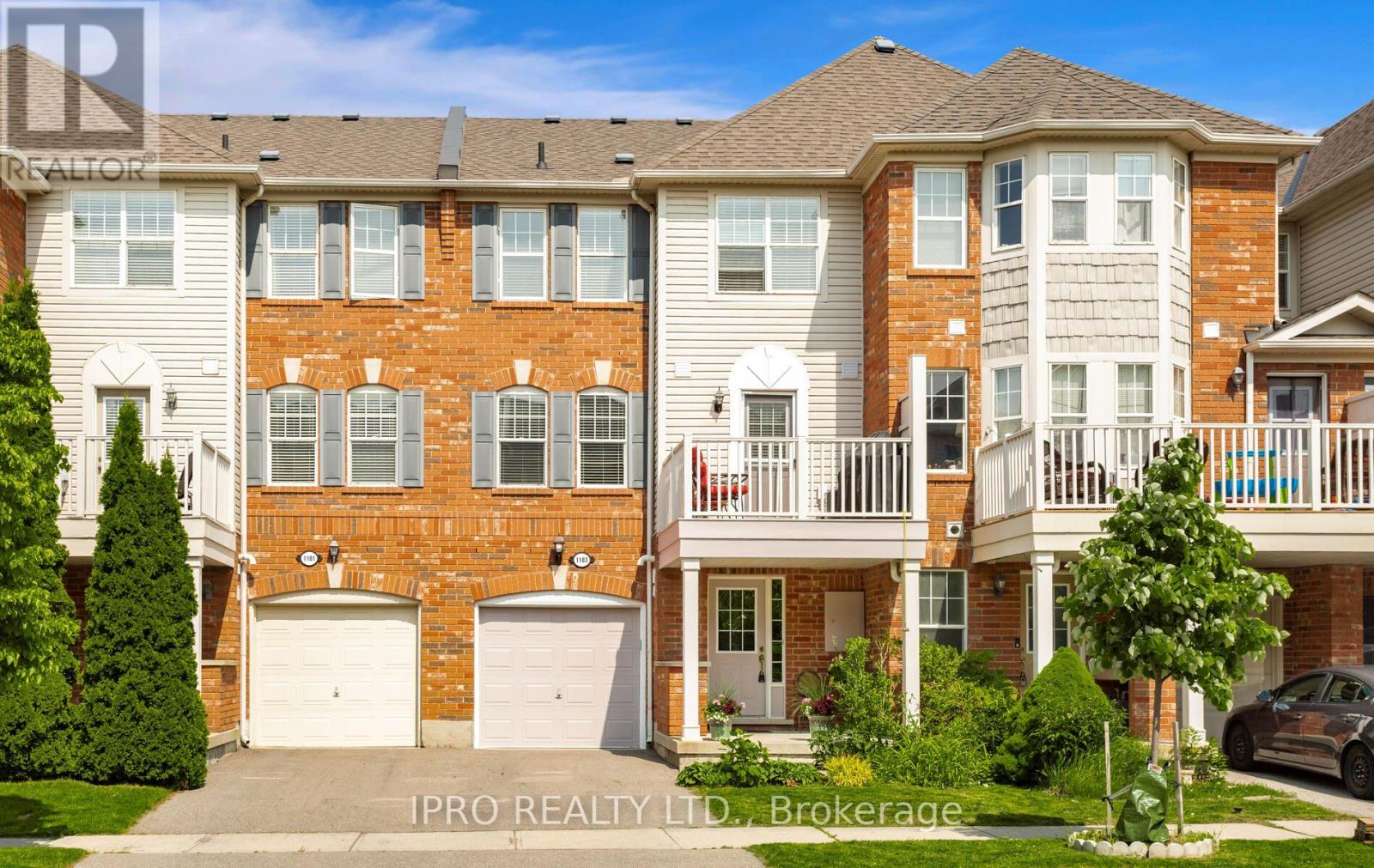 1183 Barnard Drive, Milton, Ontario  L9T 6R5 - Photo 2 - W12192429
