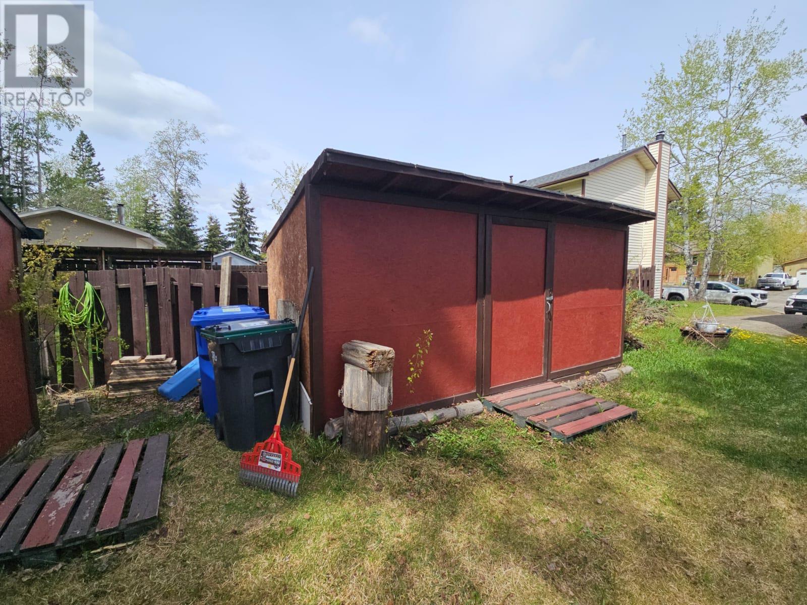 167 Ash Cres, Tumbler Ridge, BC V0C2W0