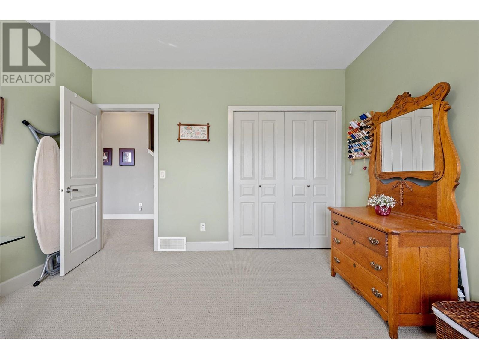 3602 Shadow Creek Drive, Kelowna, BC V1X8A7