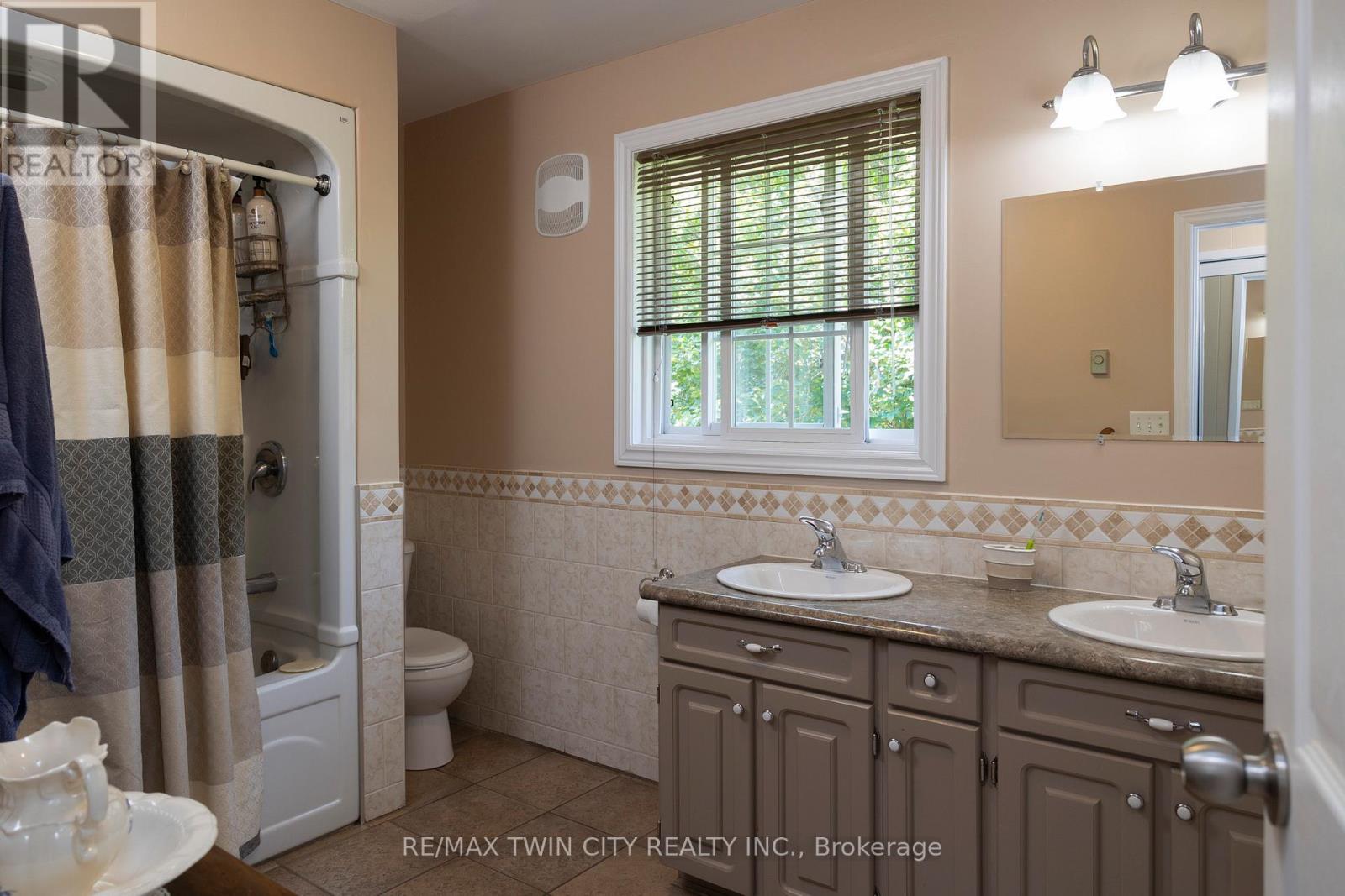 183 Harley Road, Brant, Ontario  N0E 1E0 - Photo 29 - X12192377