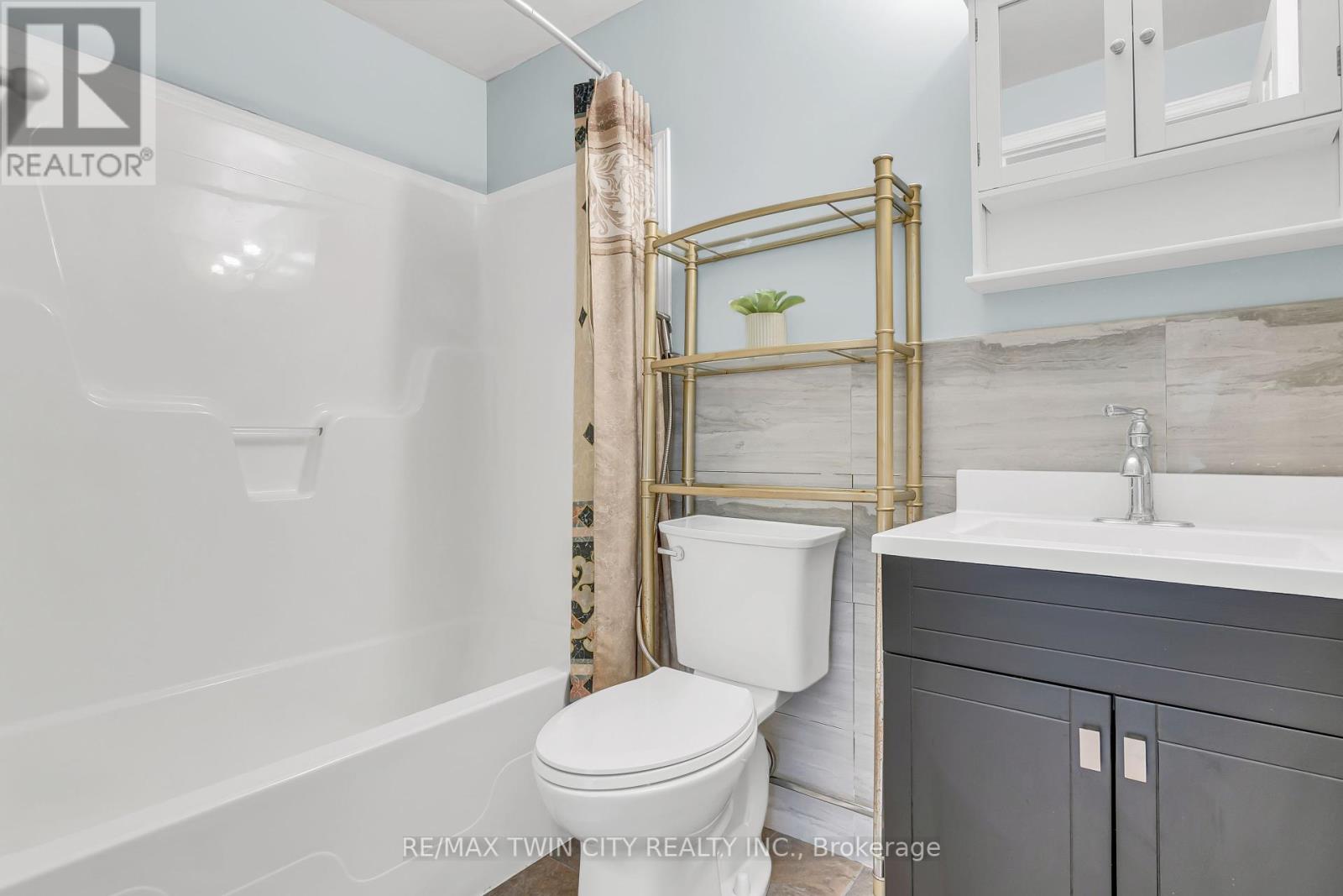 31 - 400 Wilson Avenue, Kitchener, Ontario  N2C 2S1 - Photo 20 - X12192423