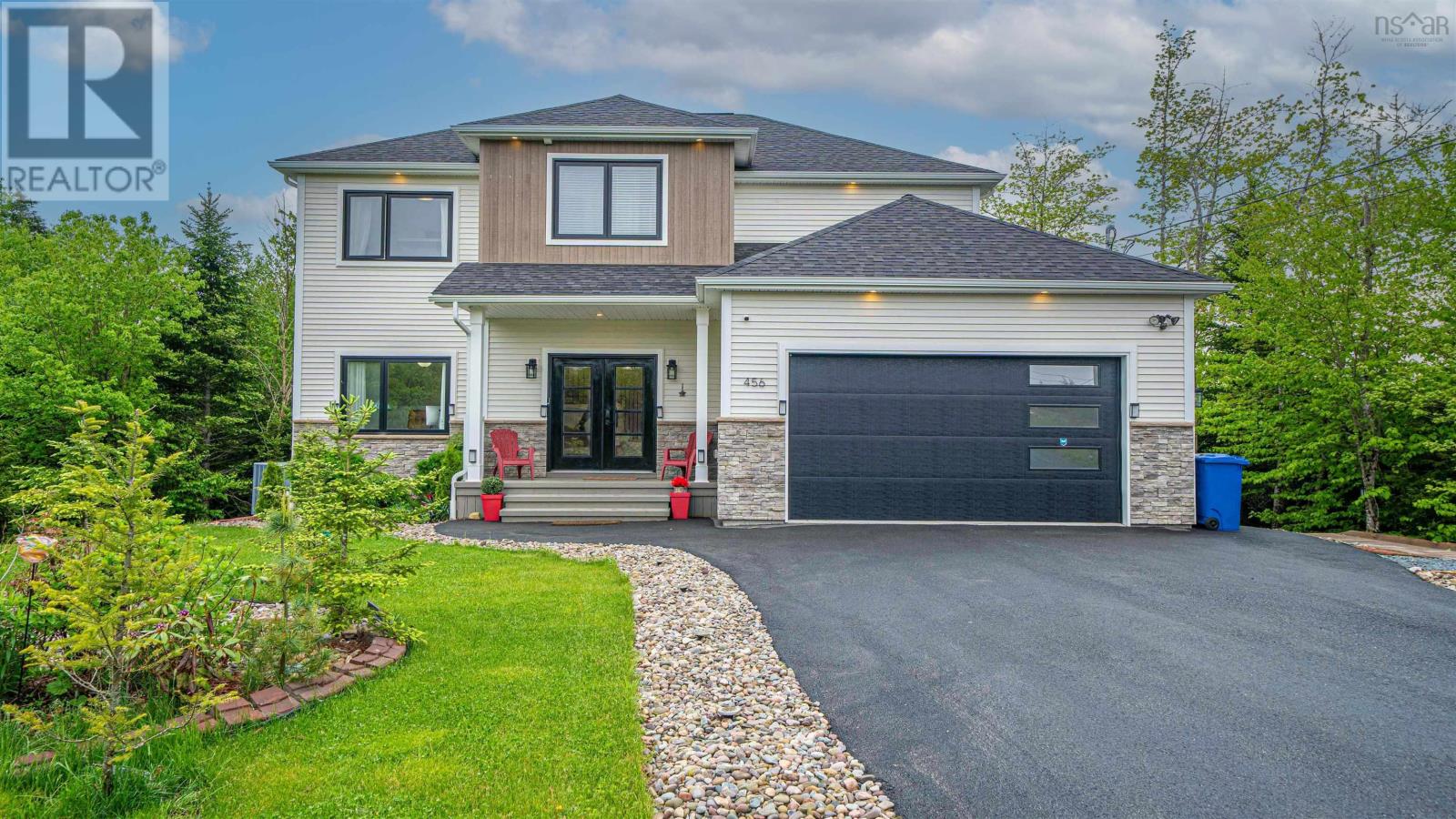 Property at 456 Magenta Drive image 1