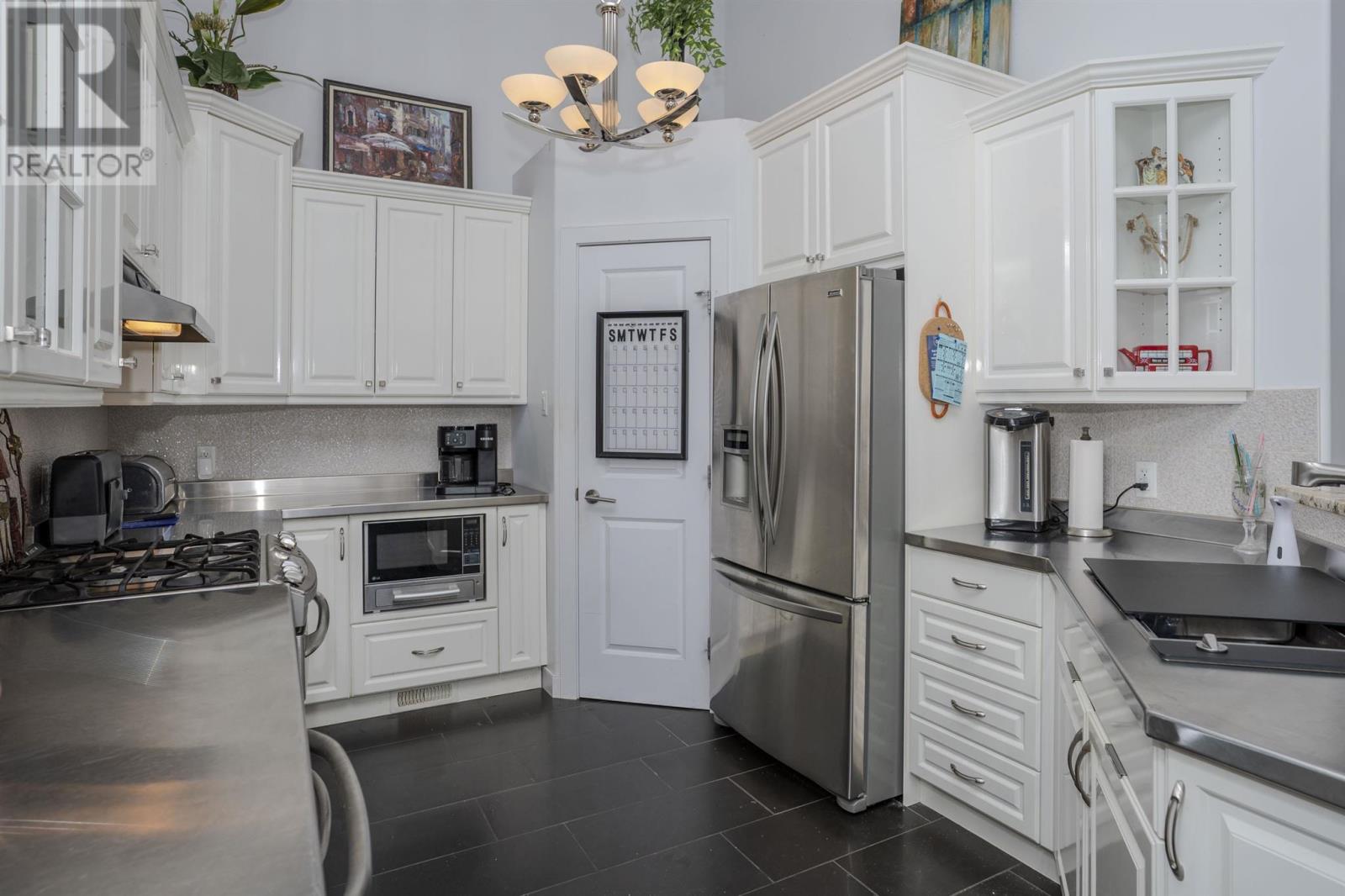 Property at 723 Weiler BLVD image 5