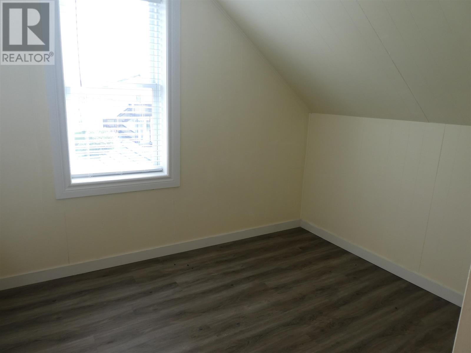 204 Second Ave Sw, Geraldton, Ontario  P0T 1M0 - Photo 18 - TB251498