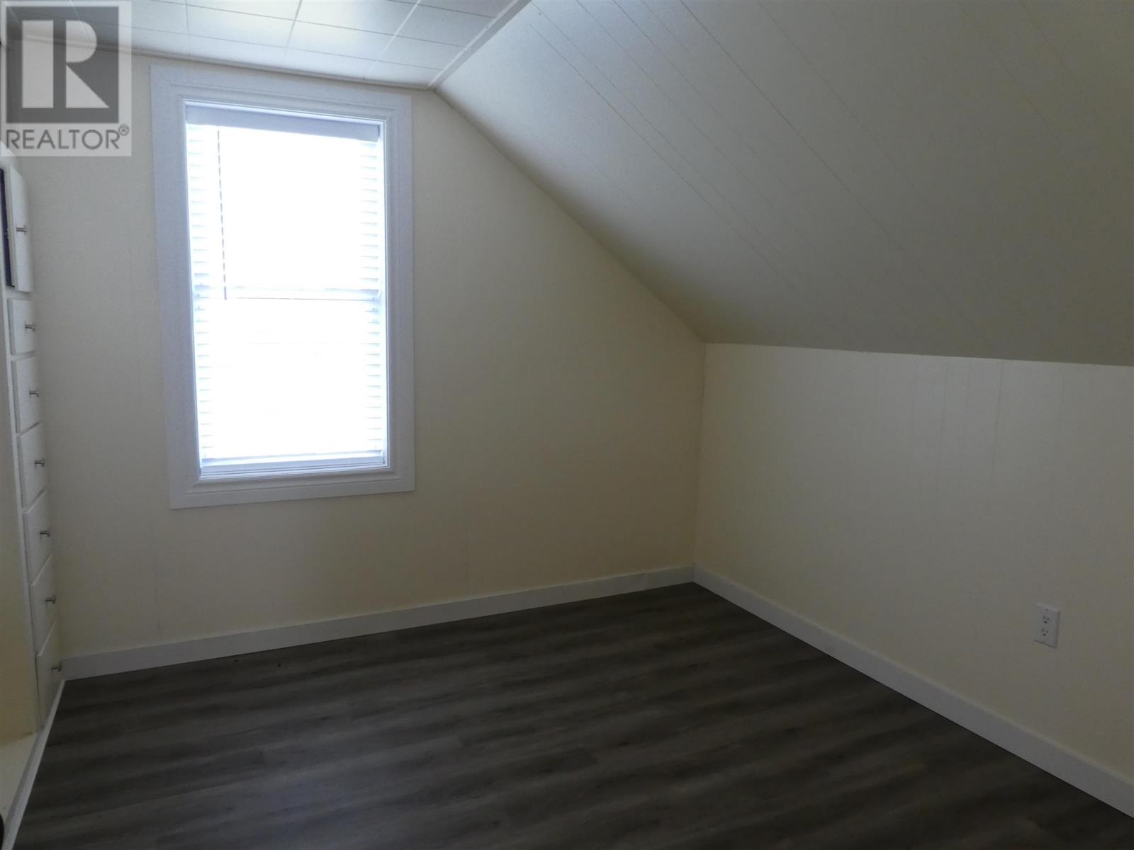 204 Second Ave Sw, Geraldton, Ontario  P0T 1M0 - Photo 24 - TB251498