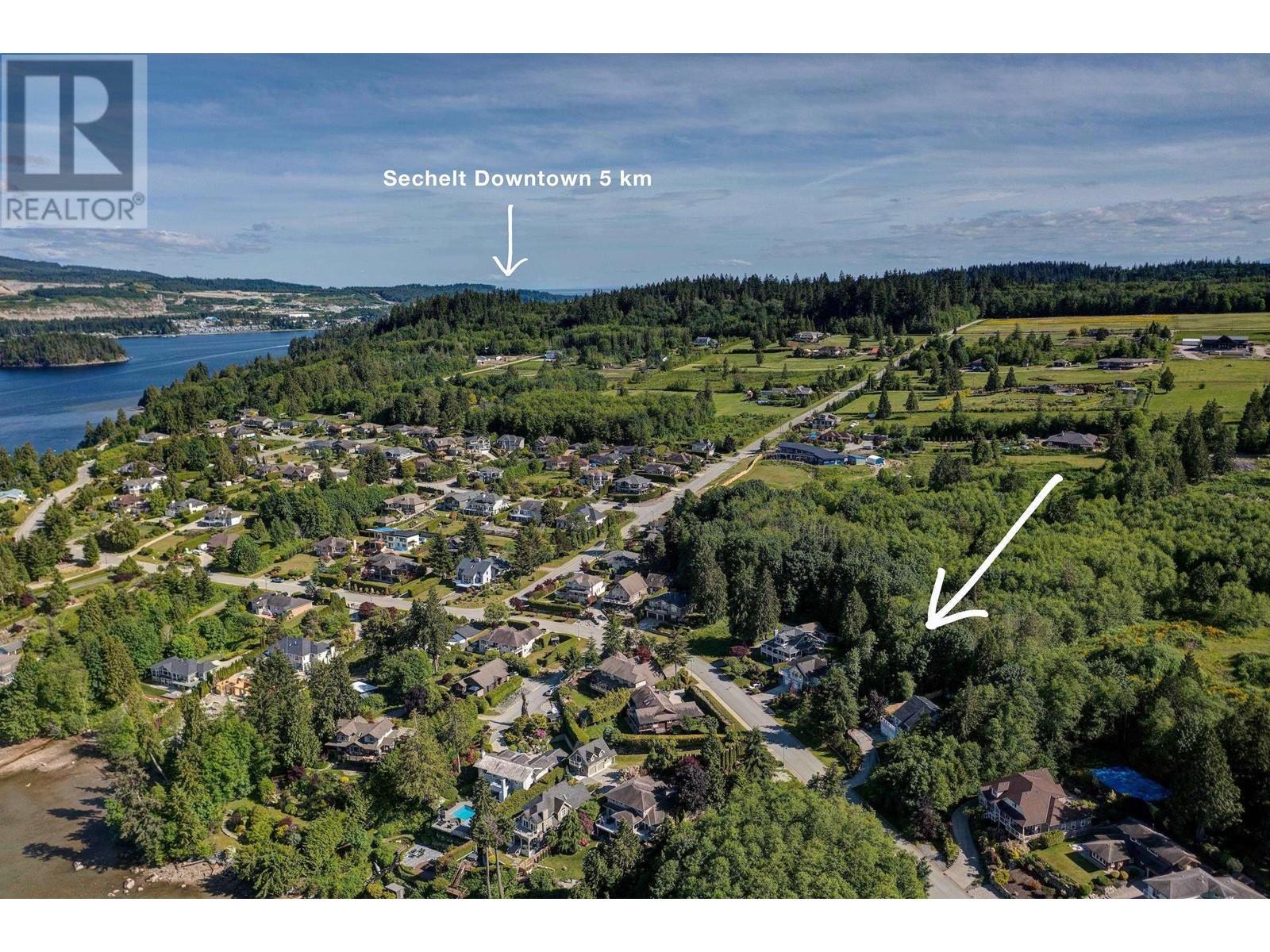 6569 N Gale Avenue, Sechelt, British Columbia  V7Z 0L1 - Photo 13 - R3010518