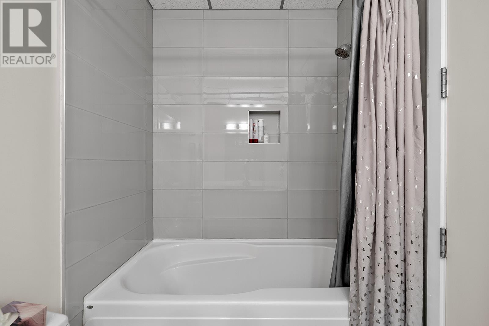 1495 Graham Street Unit# 309, Kelowna, British Columbia  V1Y 3B2 - Photo 37 - 10345727
