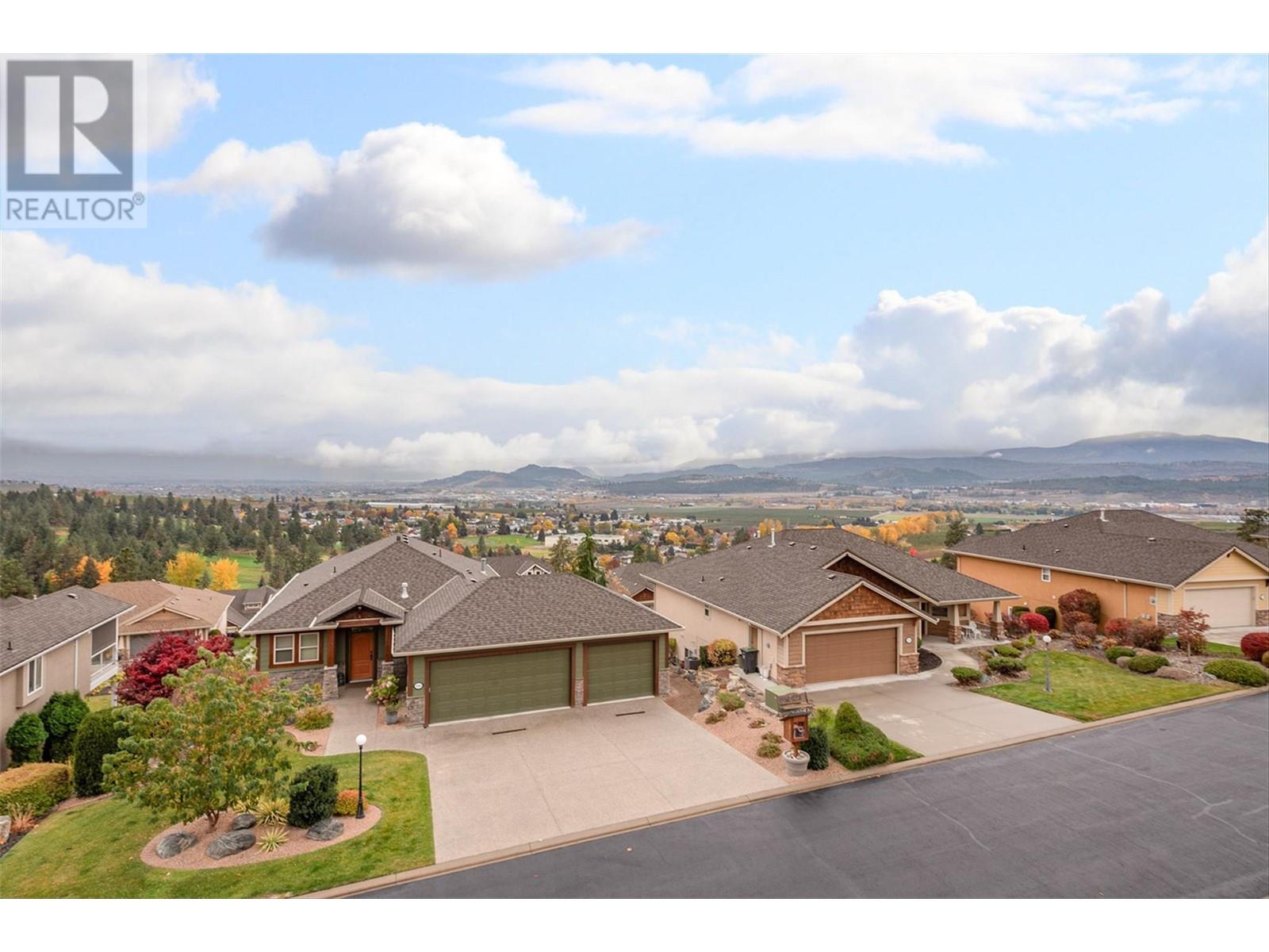 Property at 5205 Sandhills Drive image 4