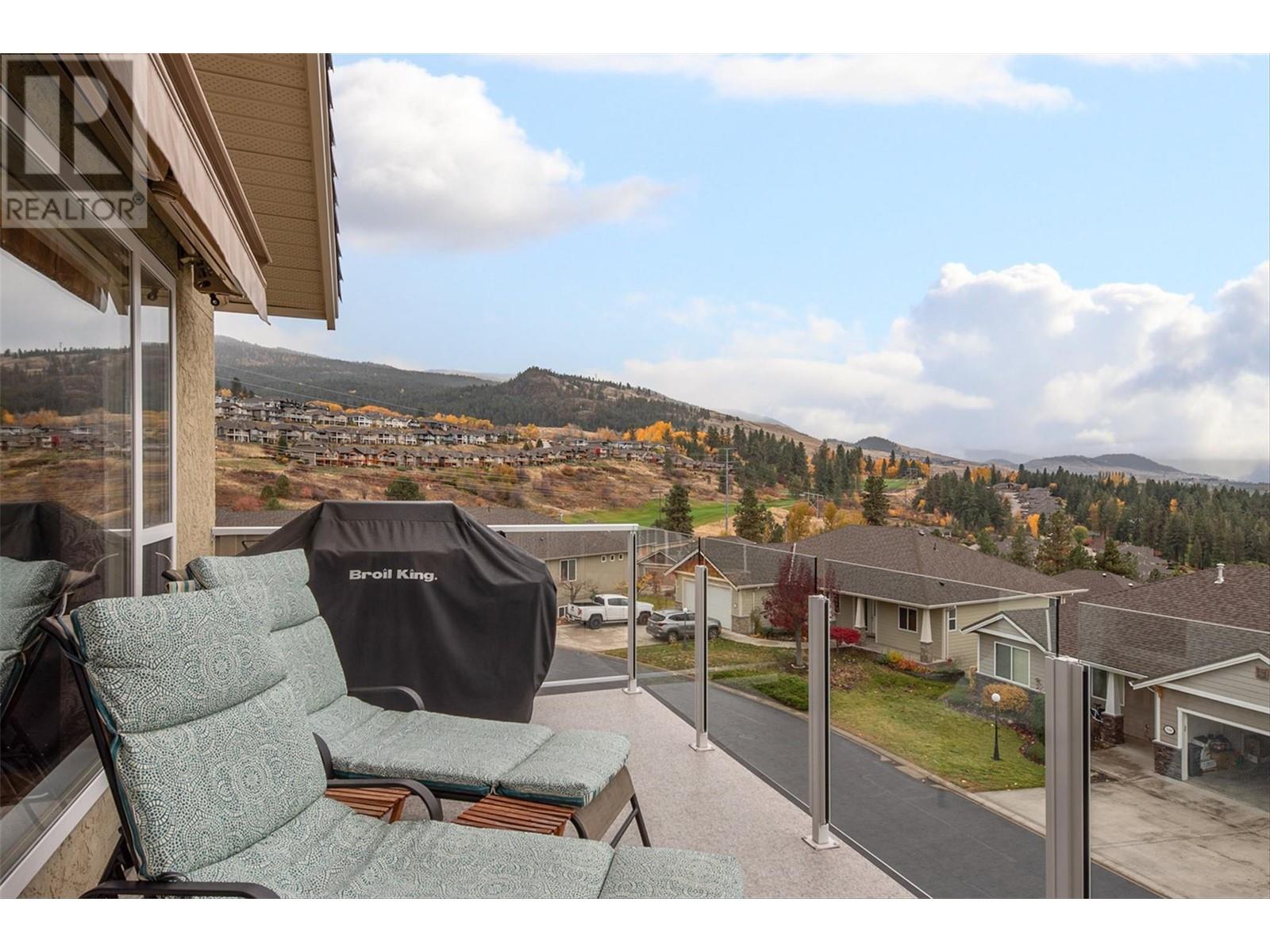 Property at 5205 Sandhills Drive image 5