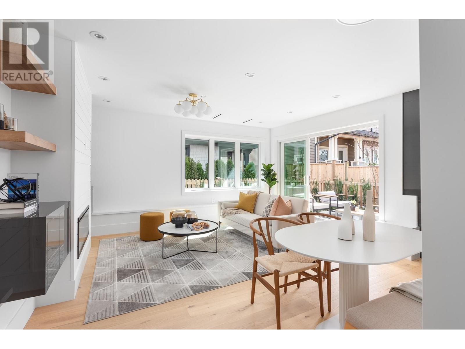 1071 E 22nd Avenue, Vancouver, British Columbia  V5V 1W2 - Photo 4 - R3010501