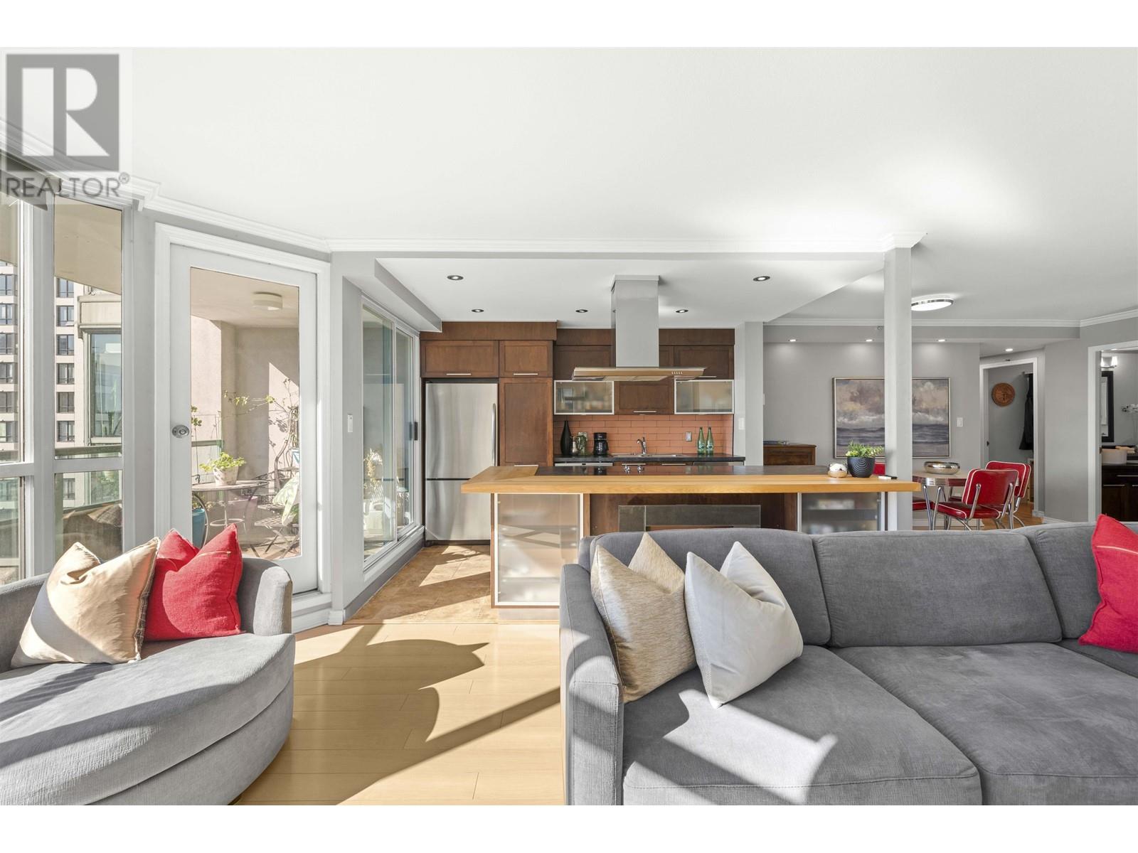 1201 888 HAMILTON STREET, Vancouver, British Columbia