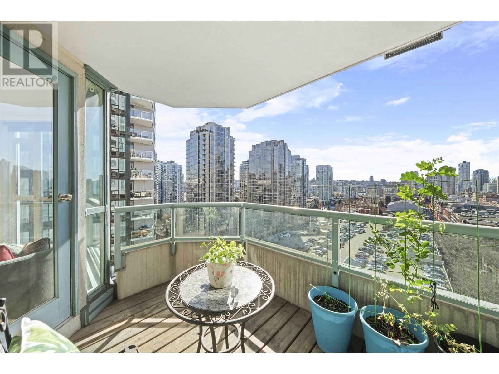 1201 888 Hamilton Street, Vancouver, British Columbia  V6B 5W4 - Photo 3 - R3010511